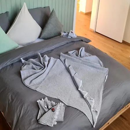 Castanea Alta Apartman Mörel